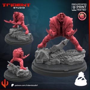 Peut inclure: Une figurine miniature en résine rouge représentant un personnage aux cheveux longs portant une veste, dans une posture dynamique avec des griffes étendues aux deux mains. La figurine repose sur un socle rocheux avec des débris, incluant le texte Trident Studio et Presupported Print Tested.