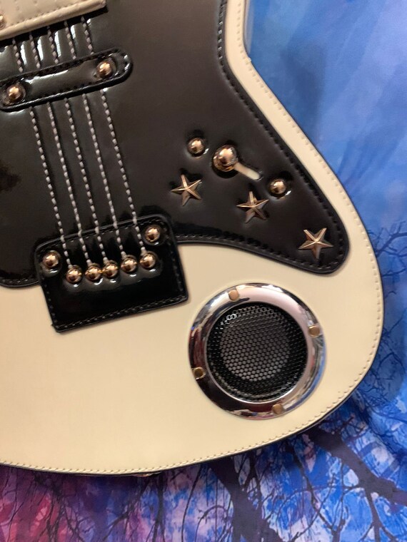 guitar speaker bluetooth