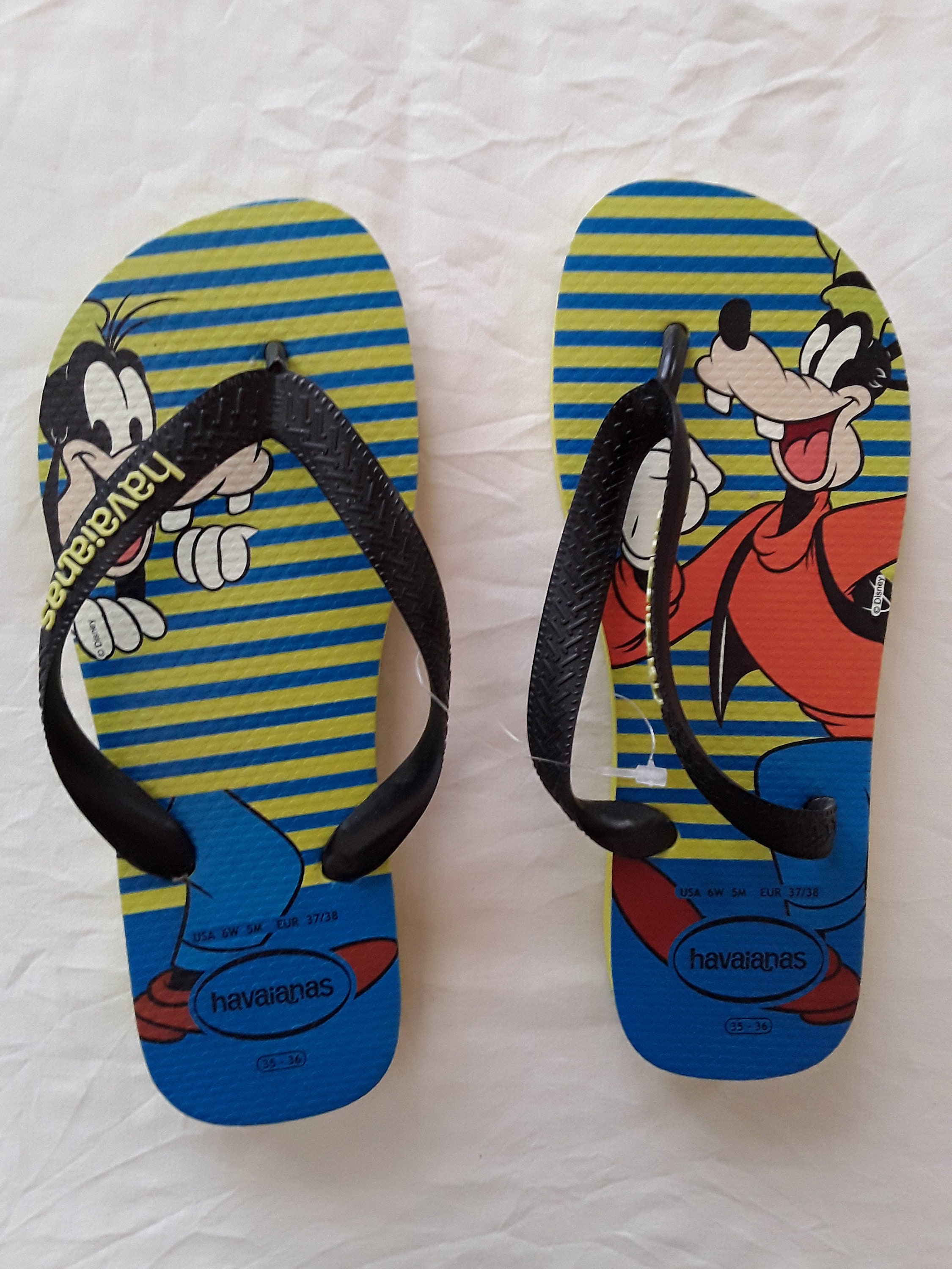 Goofy rubber convected slippers