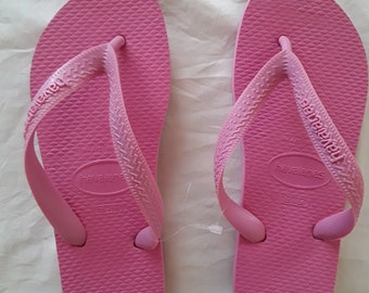 Rosafarbenes Lippenstift-Slipper-Top von Havaianas, Strandmode für Damen
