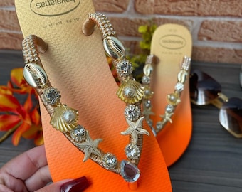 Havaianas personalized slippers decorated with shells and starfish, rhinestones and swaroski crystals, women&#39;s beachwear