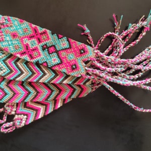 Wayuu handgefertigte breite Armbänder, neonfarbene Armbänder, neutrale Accessoires