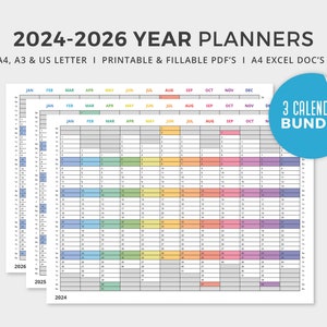 Op de afbeelding: Drie printbare jaarplanner-kalenders in A4-formaat, die de jaren 2024, 2025 en 2026 beslaan. Elke kalender heeft een kleurrijke maandelijkse lay-out met een andere kleur voor elke maand. De kalenders zijn beschikbaar als printbare PDF's en Excel-documenten.