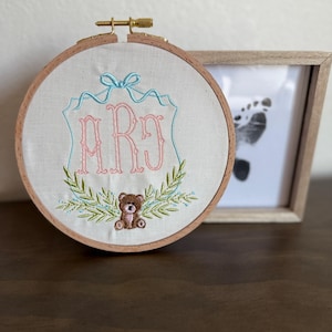 Embroidered Name Hoop, Teddy Bear Nursery Decor, Birth Announcement, Baby Name Announcement, Personalized Embroidery Hoop, Baby Announcement