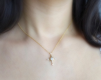 Starburst Necklace, Gold North Star Pendant, Cubic Zirconia Adjustable Layering Necklace, Minimalist Jewelry for Her, Simple and Pretty