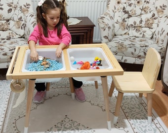 Montessori Sensory Playroom Toys Mesa de actividades de agua y arena, regalo para niños y niños pequeños, contenedores Flisat, sillas de madera inteligentes, papel fotográfico,