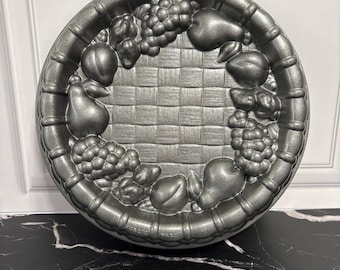 Nordic Ware Moule à gâteau MariAnne en fonte d'aluminium tressé en corbeille de fruits de la récolte d'automne