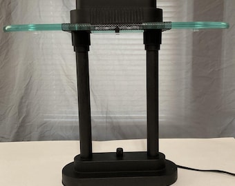 Lámpara de escritorio vintage posmoderna de banqueros Memphis, Robert Sonneman, negra, años 80, regulable