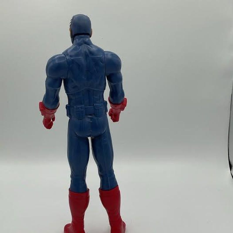 Captain America 11.5 inch Action Figure.Hasbro.EUC image 4