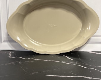 Moule à gâteau Wilton 1,25 haut 11,5 long 7,5 bords festonnés larges Antiadhésif