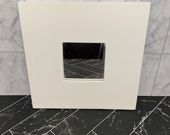 Espejos de pared IKEA MALMA blancos con marco, 10 x 10 cm, 5 unidades disponibles.