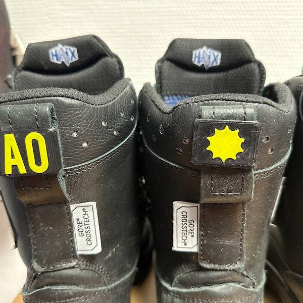 Signs for Haix safety shoes XR1 / emergency services (pair)