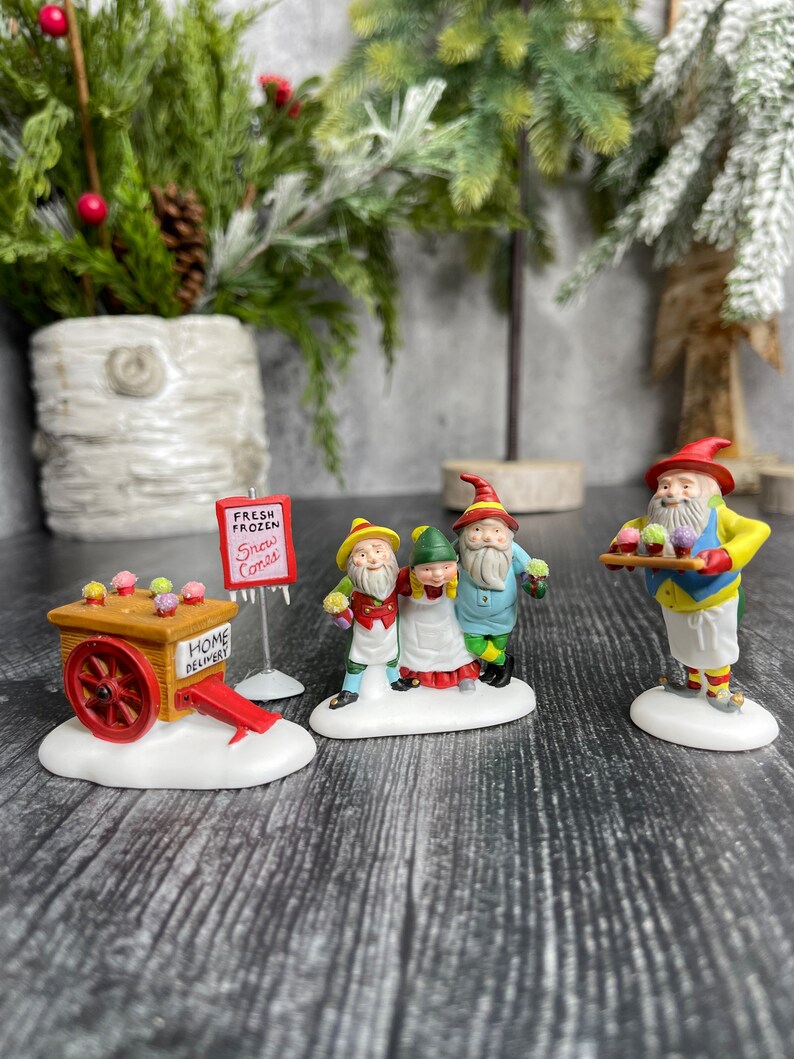 Department 56 North Pole Snow Cone Elves - Thumbnail 2