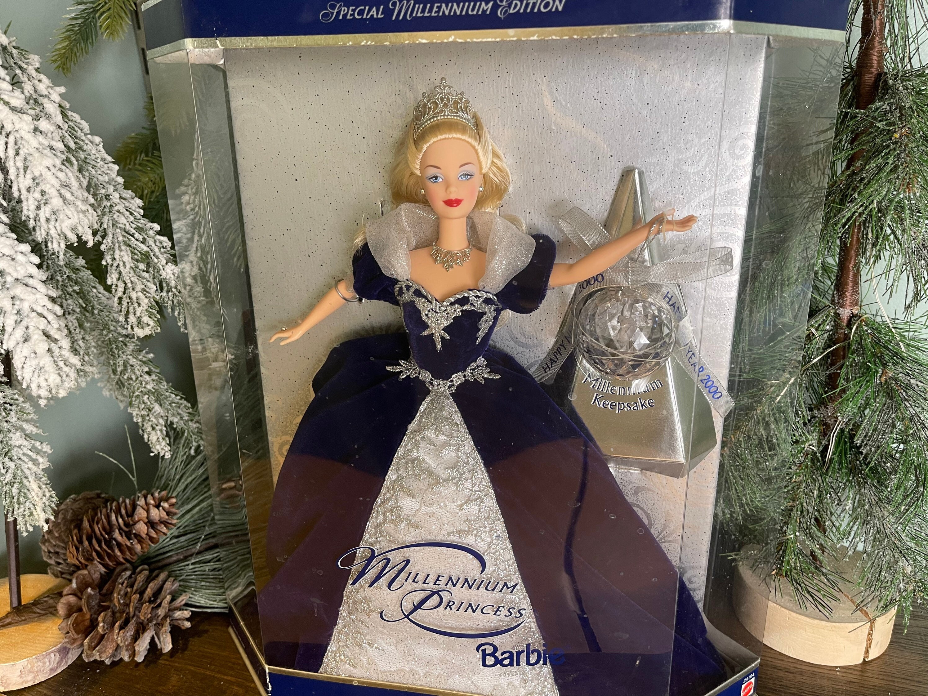 Millennium Princess Barbie, Special Millennium Edition, Mint