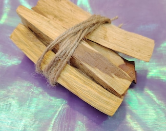 Palo Santo 5 Sticks, pack of 5 quality natural palo santo sticks. Fumigation and purification.