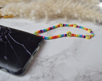 Smiley mobile phone chain with rainbow colors