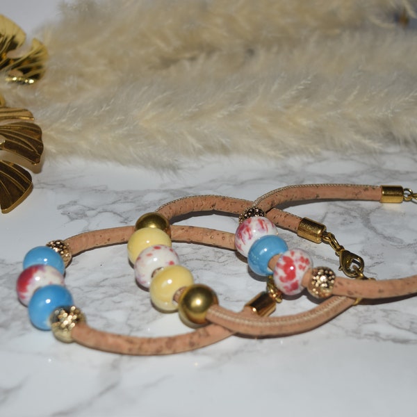 Bracelet en liège avec perles en céramique, aspect or