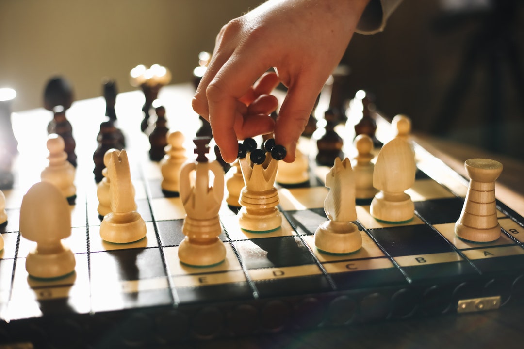 ROYAL CHESS SET Handmade Wooden Chess Set 17 Inch Folding Board King ...