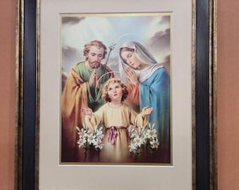 Lámina de arte sacro católico de la Sagrada Familia, personalizada, con paspartú y marco.