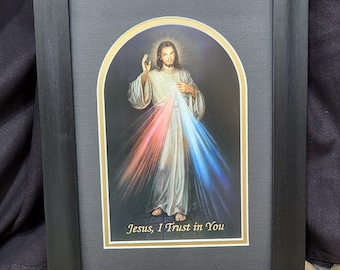 Jesús, en ti confío. Imagen de la Divina Misericordia.