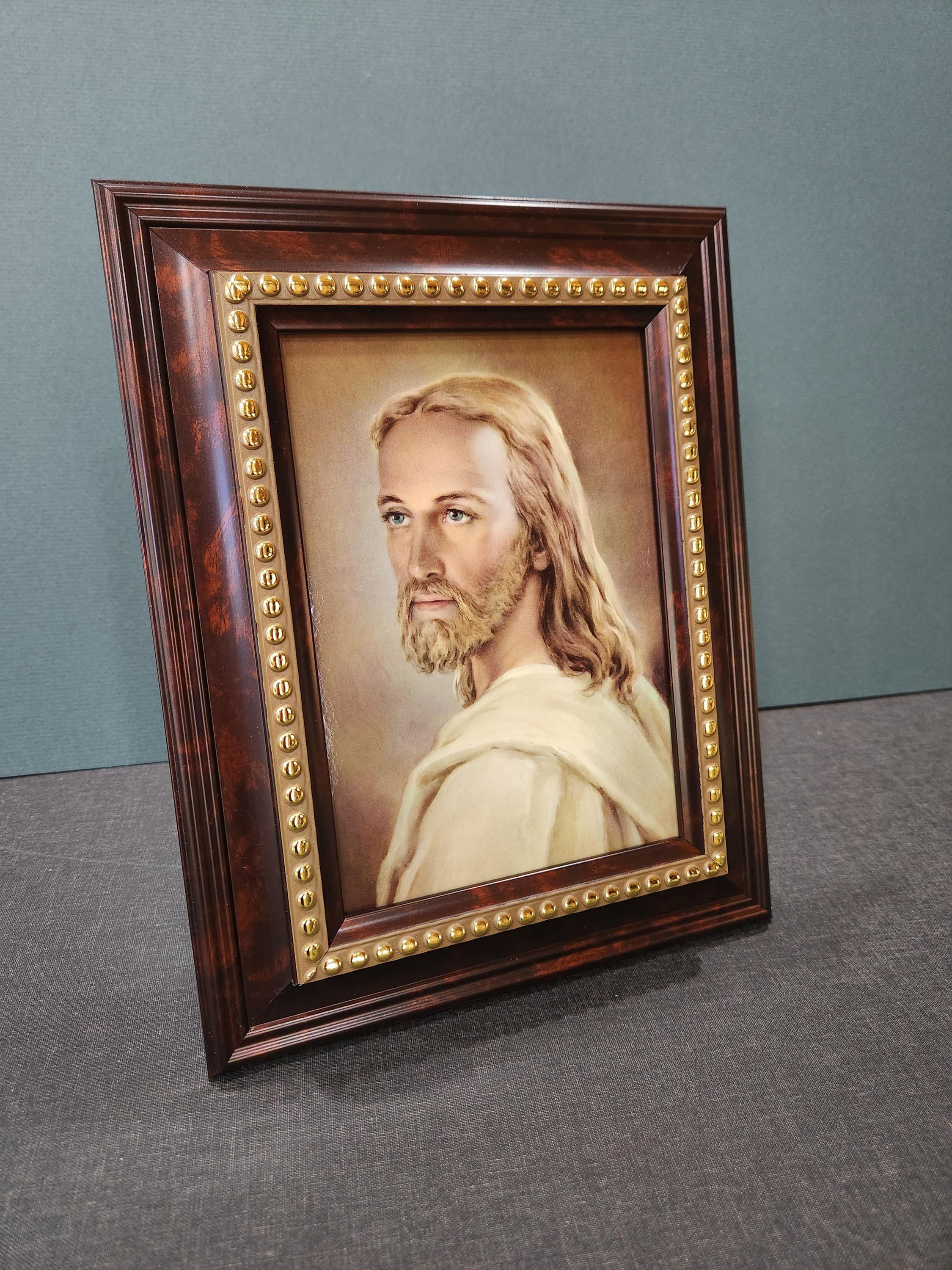 宗教的な装飾が施された額入りのイエス・キリストの肖像画。 - Etsy 日本