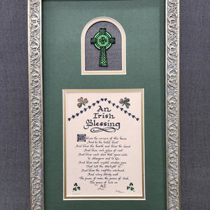 Irischer Segensspruch mit keltischem Kreuz umrahmtes Kalligraphiebild