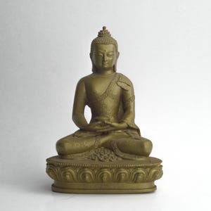 Medicine Buddha Statue: 6 Inch Healing Figurine, Zen Altar Decor