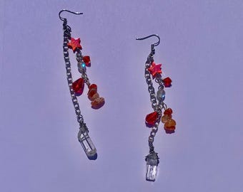 Brincos de Quartzo Estrela Celestial, Pingentes Assimétricos de Corrente de Cristal, Joias Bruxa, Brincos de Cristal Vermelho, Brincos de Destaque Alternativos com Estilo Fairycore