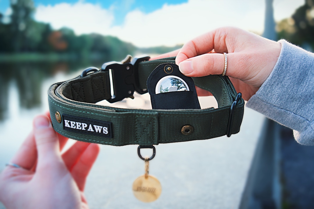 Keepaws™ Tactical Airtag Collar  Personalizable Dog Collar