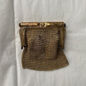 Vintage 1950s Victorian Revival Gold Chain Finger Purse - Mesh Chainmail Small Coin Evening Bag Made in West Germany