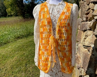 Vintage jaren 1970 oranje en wit handgehaakt vest - gilet zonsondergang creamsicle meloen handgemaakte retro boho hippie herfst herfstkleuren