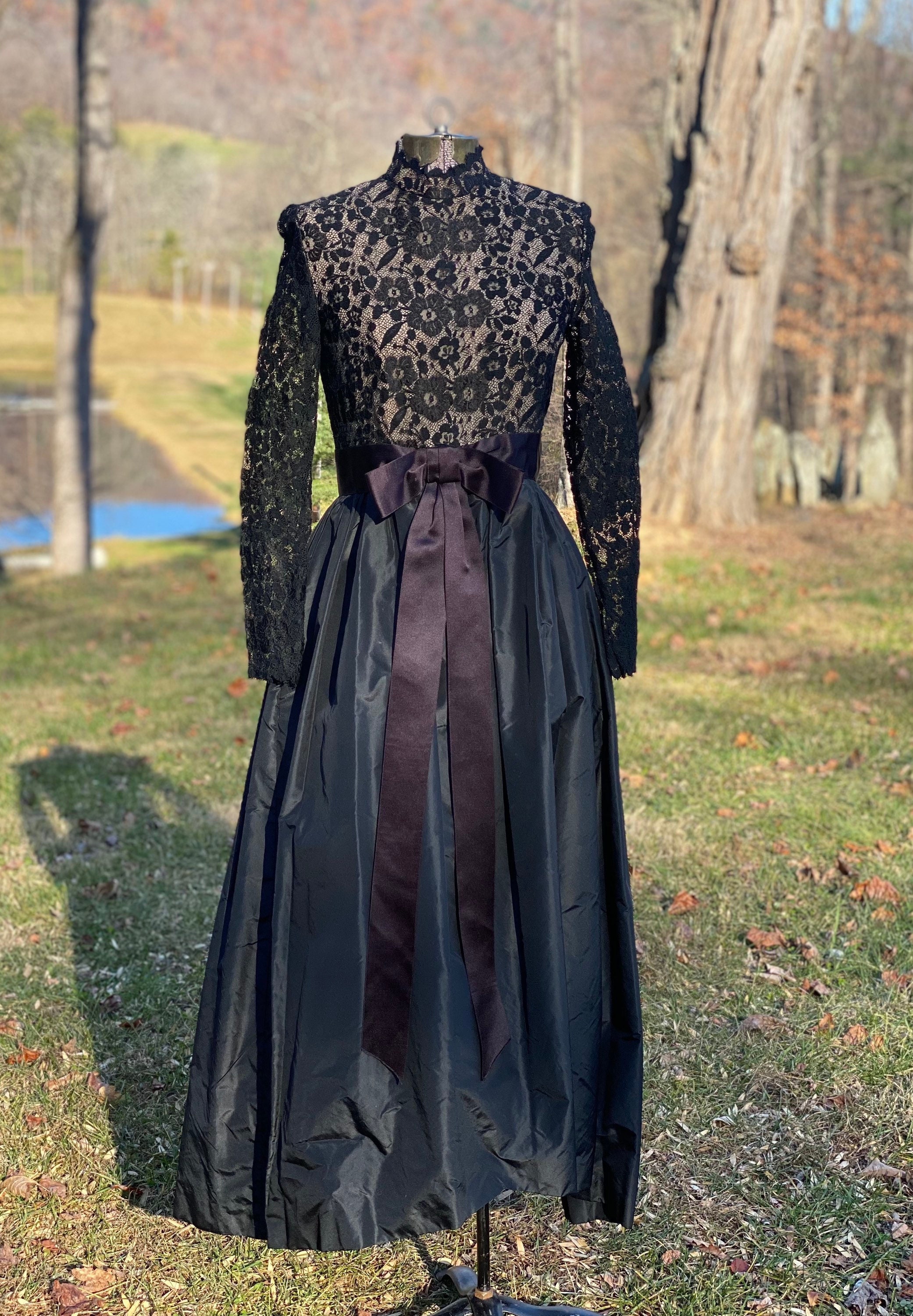みあさま　Ameri vintage　LINDA LACE GOWN DRESS il_fullxfull.3524045788_f2ma.jpg