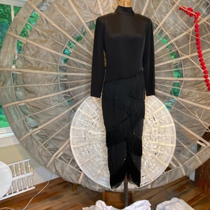 Vintage 1980s Bob Mackie Schwarzes Fransen Perlen Langarm Abendkleid - Formelles Cocktailkleid Saks Fifth Allee Designer Flapper Sparkle Bead