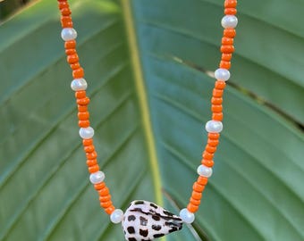 Cone Shell and Pearl necklace •••Papaya•••