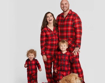 Family Christmas Pajamas with Dog PJ Red Plaid Pajama Buffalo Plaid Christmas Pyjama Family matching Pjs Dog Xmas Clothes Christmas Pyjamas