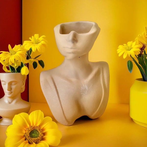 Vase design pêche pour fleurs séchées en forme de visage de femme, sculpture buste de femme ou porte stylos, cadeau amateur de plantes
