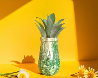 Petit vase marbré personnalisé pour fleurs séchées, décoration florale éco-responsable unique, vase origami vert, cadeau de bureau