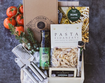 Personalized Pasta Gift Box, Italian Theme Gift Basket, Corporate Gift, Closing Gift For Client, Realtor Gift, Organic Foodie Gift Box