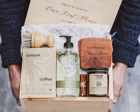 Personalized Luxury Housewarming Box – Artisan Coffee, Custom Engraved Wooden Gift Box with Blanket | New Home Gift | Real estate Gift