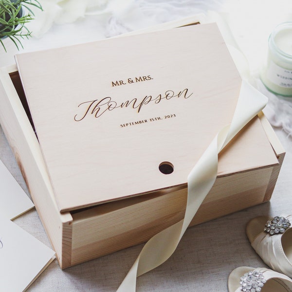 Custom Engraved Box for Cards Letters Photos, Wedding Day Memory Box, Personalized Wooden Memorial Box, Engagement Gift, Mementos Box