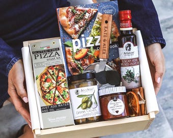 Luxury Personalized Pizza Night Gift in Custom Engraved Wood Box | Housewarming Gift Box | Realtor Closing Gift | Client Appreciation