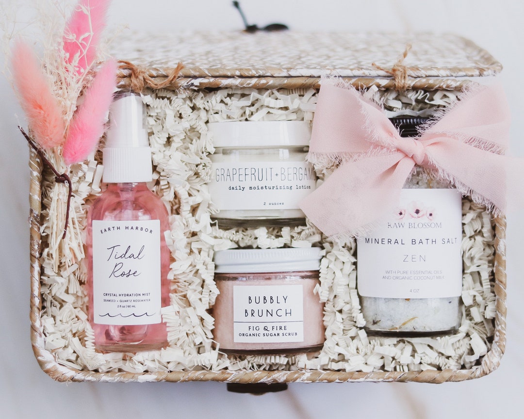 Carolina Girl Self-Care Basket – HandPicked Gifts