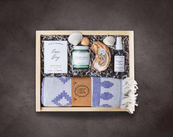 Personalized Sea Themed Gift Box – Beach Lover Gift with Turkish Towel | Self-care Gift Box | Useful Gift For Mom | Thank You Gift For Her