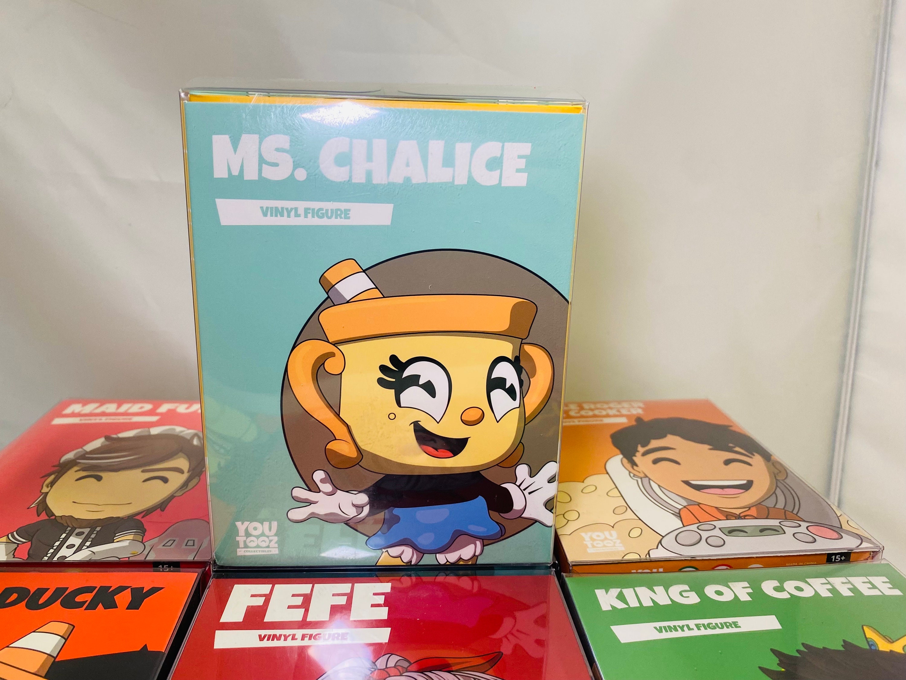  Youtooz Cuphead Ms. Chalice Figure, 4.5 Inch Cuphead Youtooz  Figure - Vinyl Figure of Ms Chalice from Youtooz Cuphead Collection : Home  & Kitchen