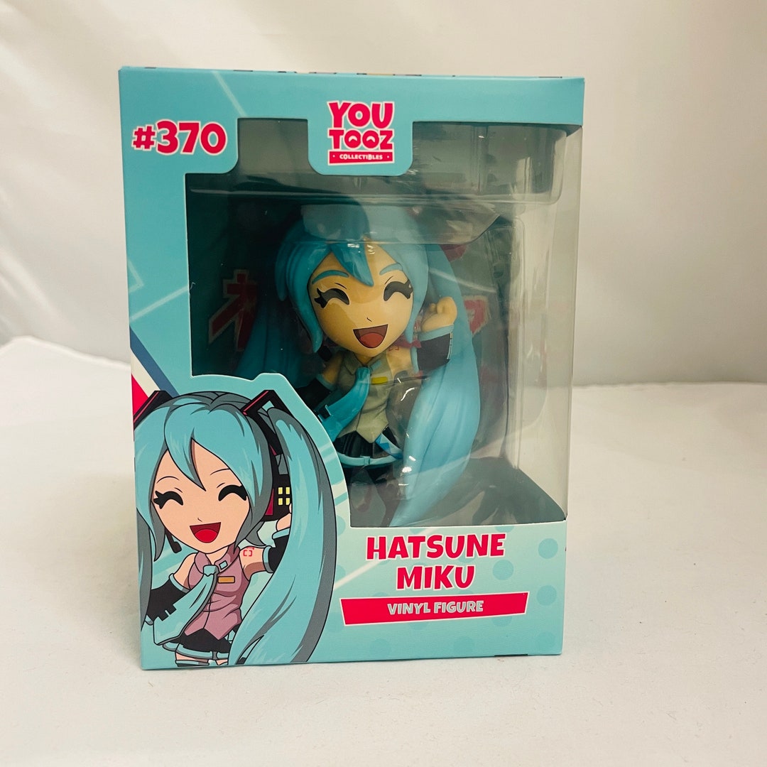 Youtooz Hatsune Miku Vinyl Figure : - Etsy