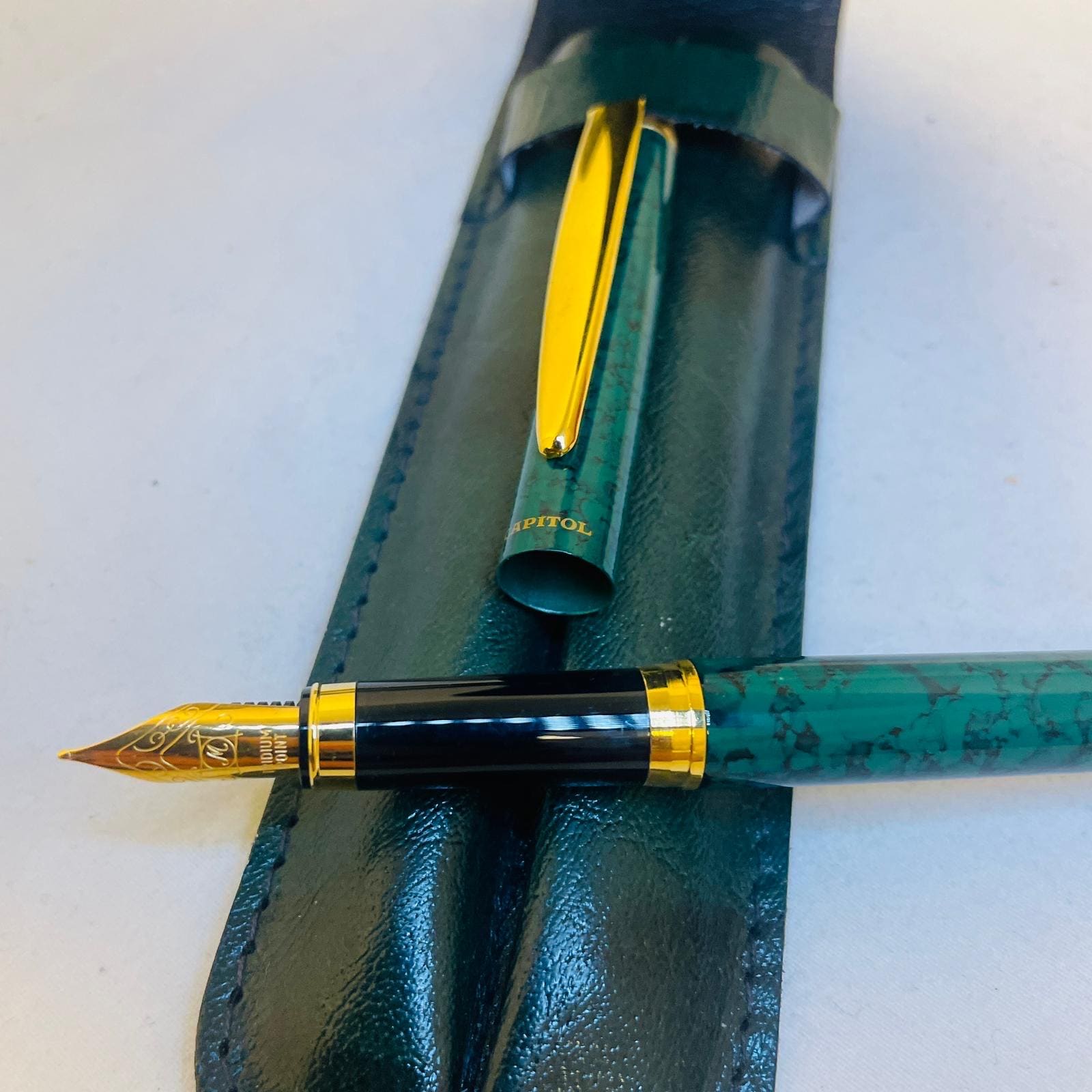 Fountain Pens 万年筆　アンティーク　ペン　本　ビンテージ il_fullxfull.6870686604_a0mr.jpg