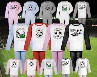 GRIMSBY TOWN Football Baby Childrens Kids Long Sleeve Raglan Pyjamas PJs Sleep NightWear Gift-0-3m to 9-10yrs-14 colours-100% Cotton-Unisex