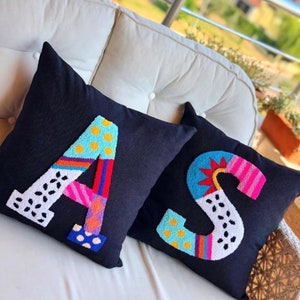 Funda de almohada con letras de punto de punzonado hecha a mano / Almohada de letras multipatrón boho / Punzón de aguja lindo / Fundas de almohada