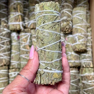 Mugwort Smudge Stick 4&quot; | Organic Mugwort Bundle | Herbal Smudge | Energy Cleansing | Grounding Herbs | Bulk Smudge Sticks | Aromatherapy
