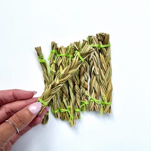 Sweetgrass Braid - Bastoncino di 4&quot; per la pulizia, la protezione e la buona energia, erba sacra per rituali, meditazione e benedizioni, spirituale
